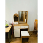 Bàn Trang Điểm Gỗ MDF Hiện Đại