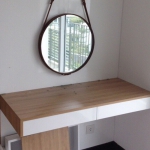 BÀN TRANG ĐIỂM MẪU 12