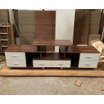 KỆ TỦ TIVI THIẾT KẾ TONE NÂU SANG TRỌNG 