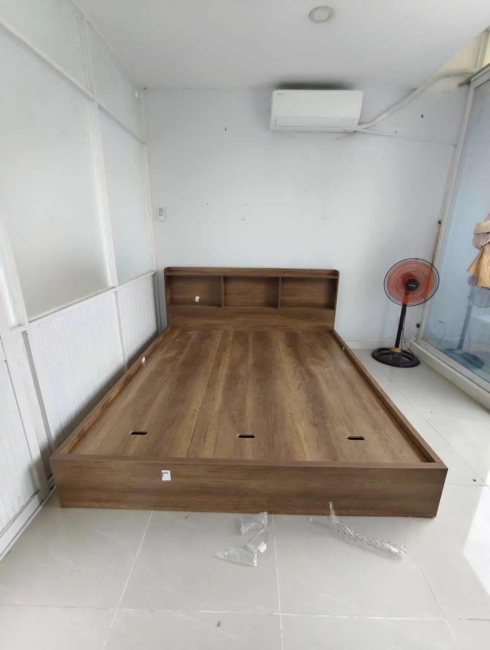 giường gỗ công nghiệp