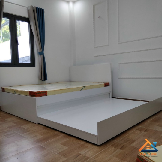giường mẹ bồng con