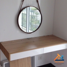 BÀN TRANG ĐIỂM MẪU 12